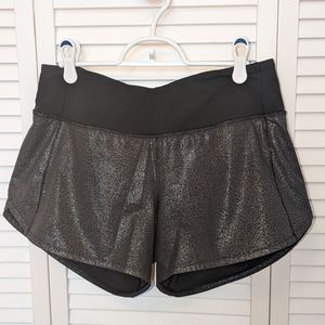 Lululemon Speed Up Short 4", Size 6, Luminosity Foil Print Black/Silver